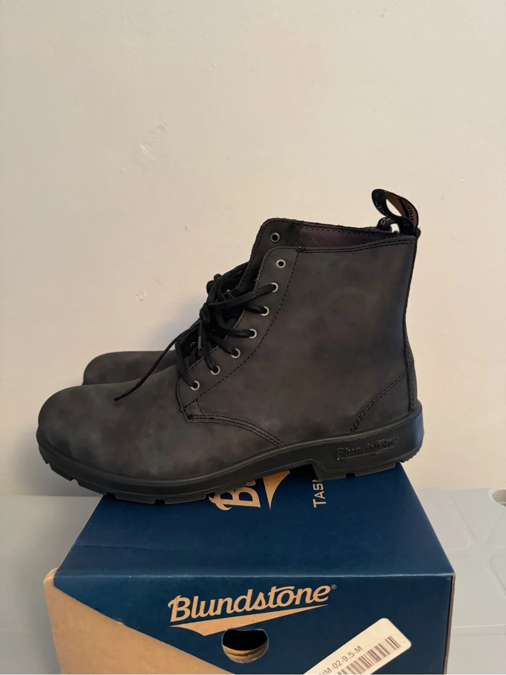 Men’s Blundstone 1451 Size 9.5D Boots